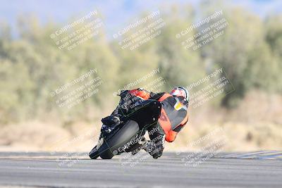 media/Dec-06-2025-CVMA (Sat) [[4a896cc04c]]/Race 12-Supersport Middleweight/